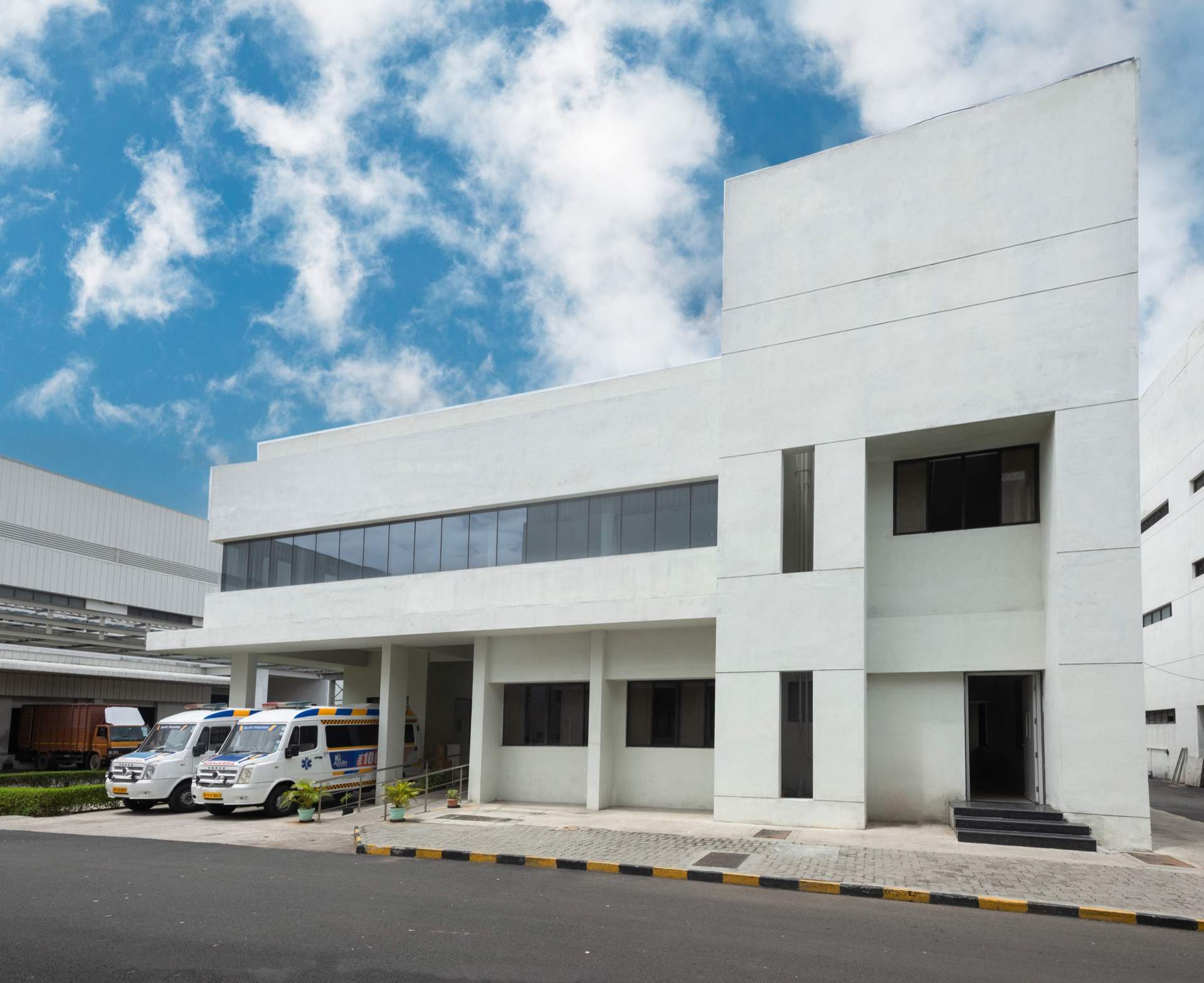 Medical Center & Recreational Facility​